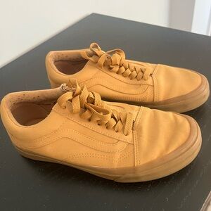 Vans Tan Old Skool Sneakers Suede Low-Top